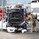 Incendio consume carro en Centro Cívico