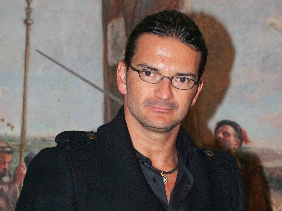 Además de su carrera musical, Ricardo Arjona es padre de cuatro hijos, incluyendo a Adria.