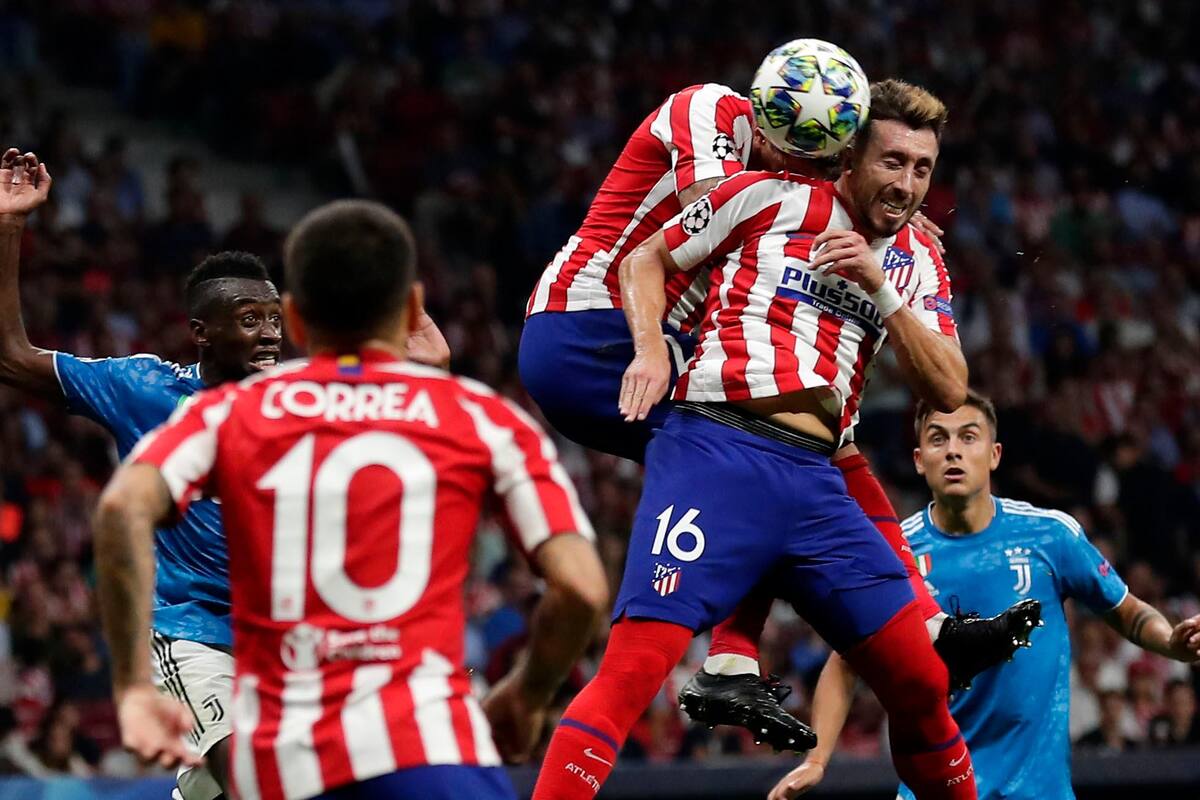 Héctor Herrera es duda para el juego vs. Valencia