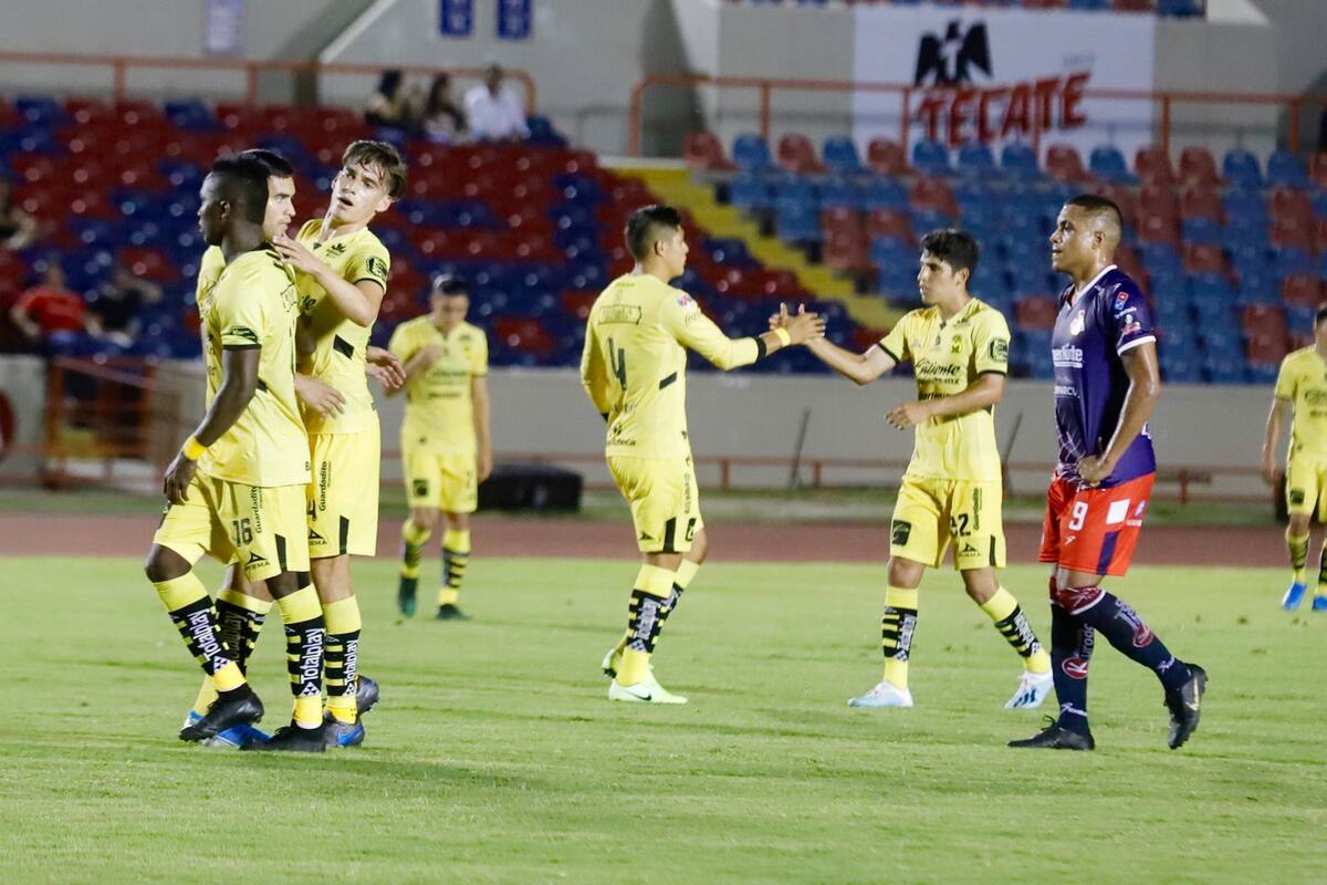 Cimarrones cae en casa ante Monarcas en la Copa MX