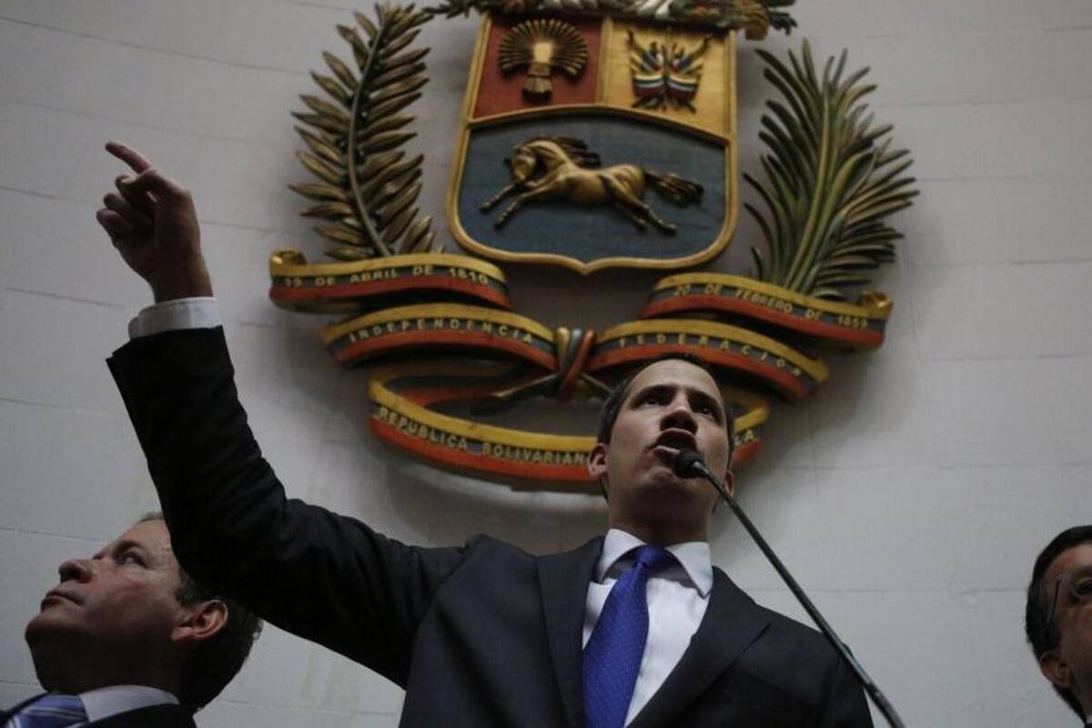 “Esta es la casa del pueblo": Guaidó retoma el control del Congreso