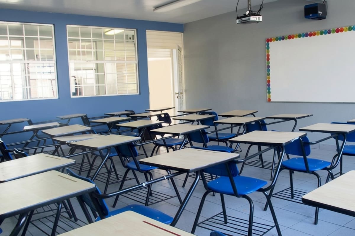 Proponen incorporar criminólogos en escuelas de Baja California para detectar conductas antisociales y prevenir riesgos