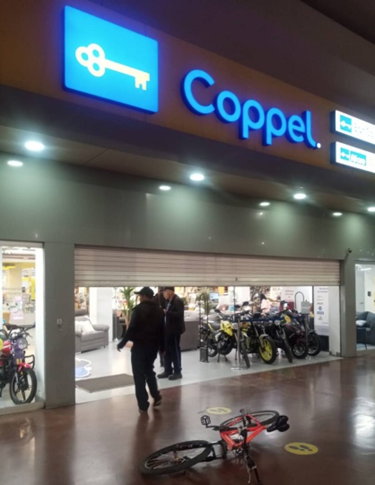 cortesía