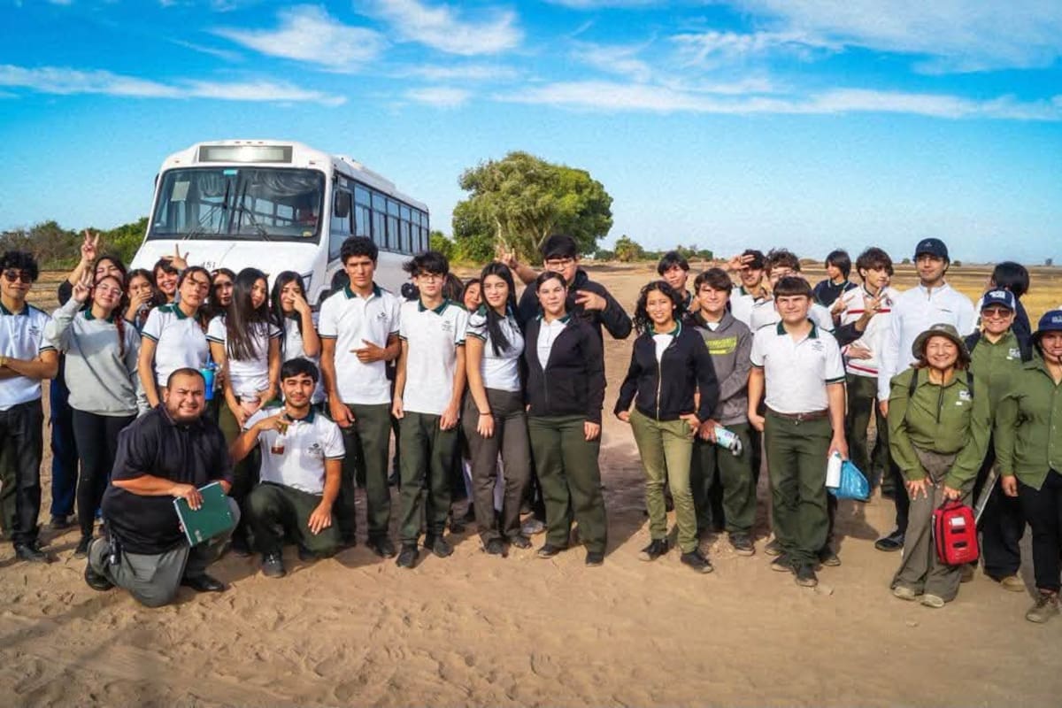 Jóvenes de Conalep SLRC participan en reforestación del Delta del Río Colorado