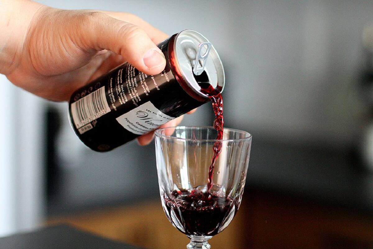 Vino en lata la nueva tendencia