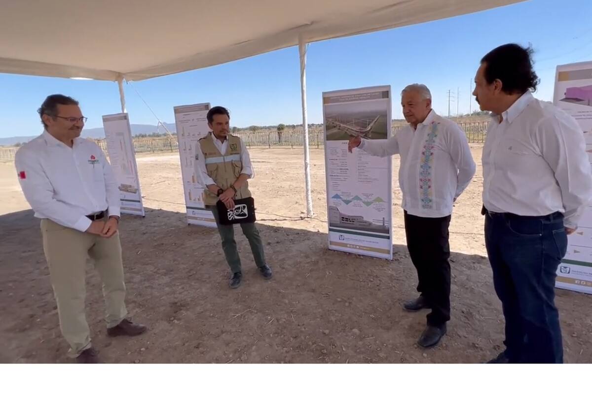 AMLO anuncia construcción de hospital del IMSS en Hidalgo, en terreno donde calderón planeaba construir una refinería