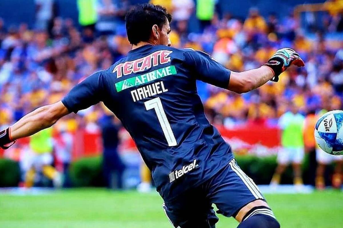 Nahuel Guzmán fue obligado a participar en la eLiga MX