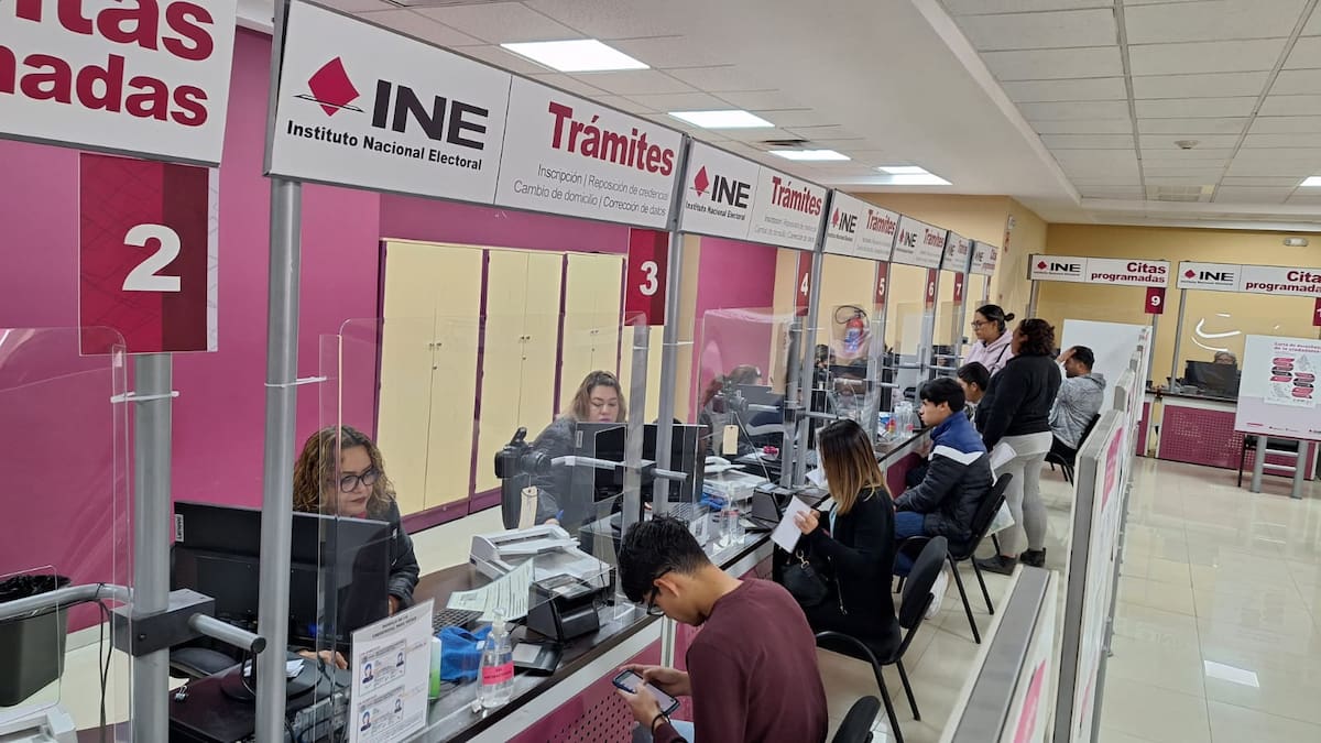 Cerca de 15 mil credenciales que ya fueron tramitadas permanecen pendientes de ser recogidas en módulos del INE en Sonora. FOTO: BANCO DIGITAL GH