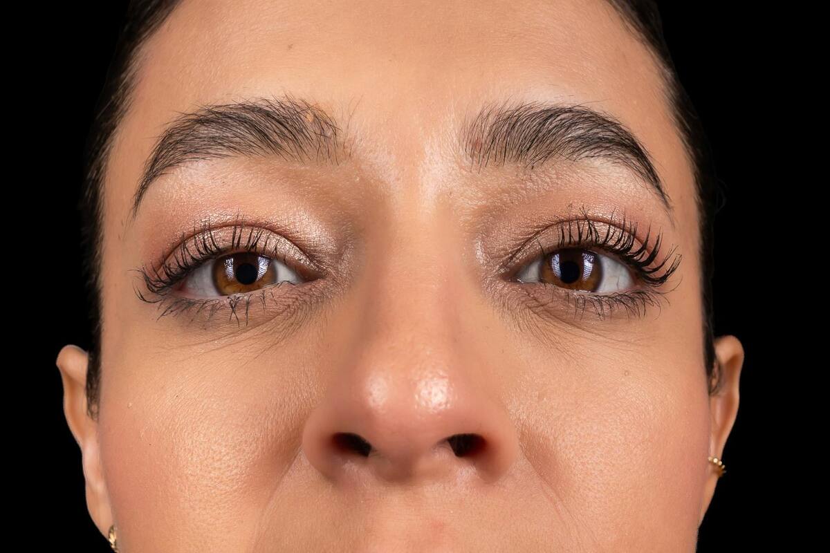 Cómo lograr unas pestañas tipo “lifting” en casa