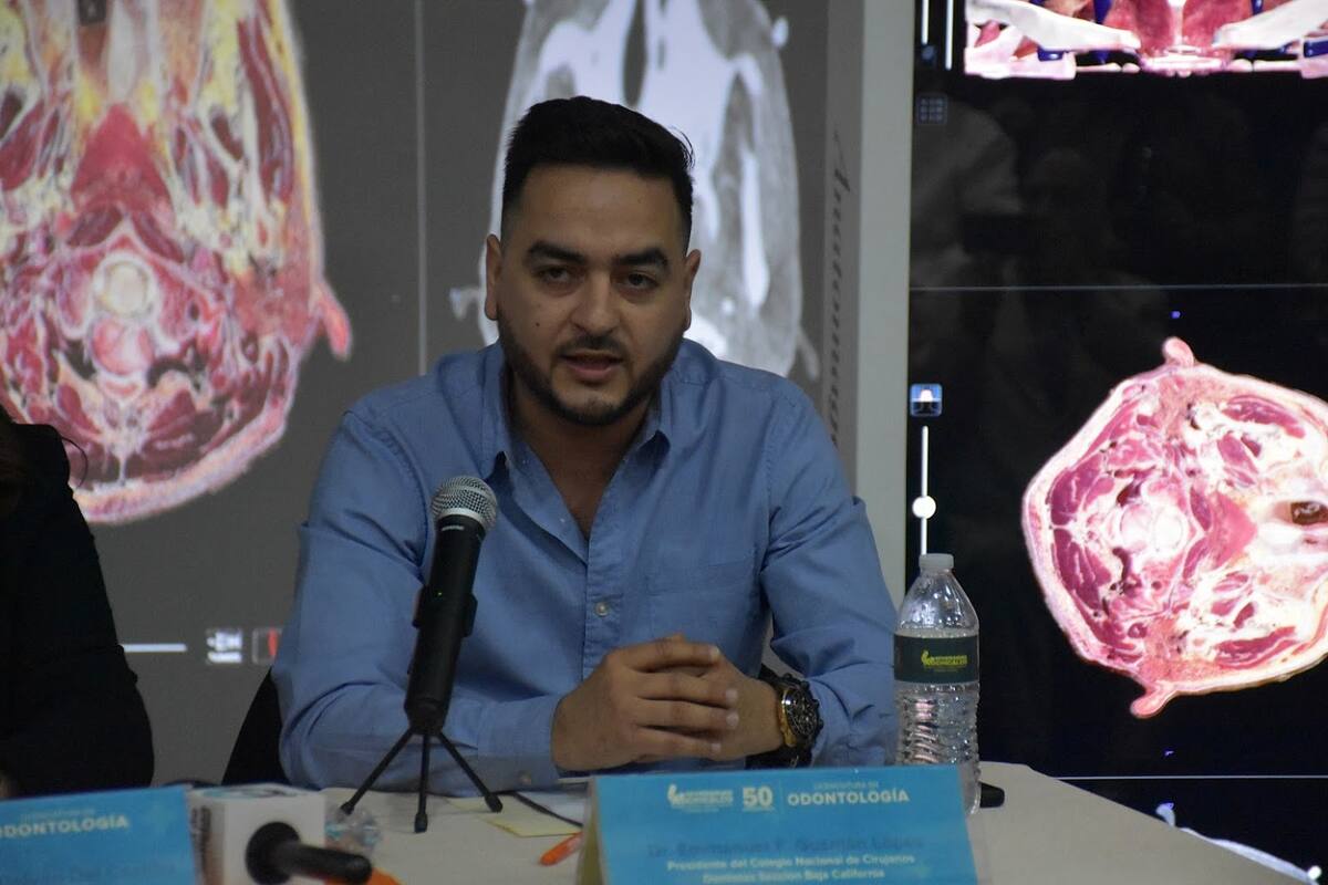 Apertura de la Licenciatura
en Odontología de la Universidad Xochicalco.