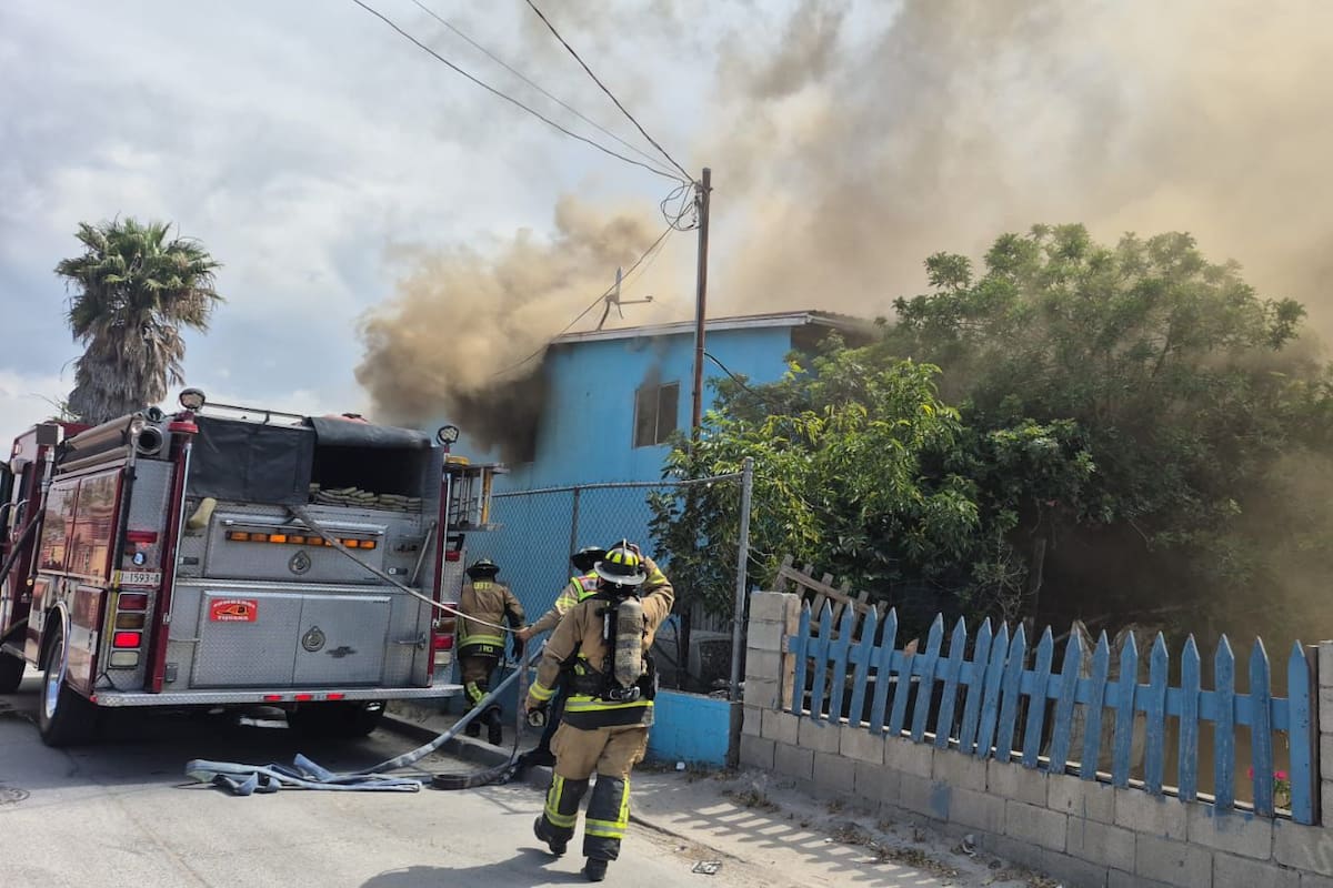 Incendio consume centro de rehabilitación