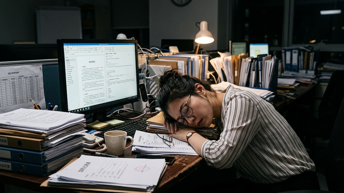 Una empresa en China creó el “permiso por infelicidad” para sus trabajadores y los deja tomarse hasta 10 días extra y remunerados, además de sus vacaciones por ley, cuando no quieren trabajar, sin que sus jefes puedan negarles la solicitud porque la autorización es automática
