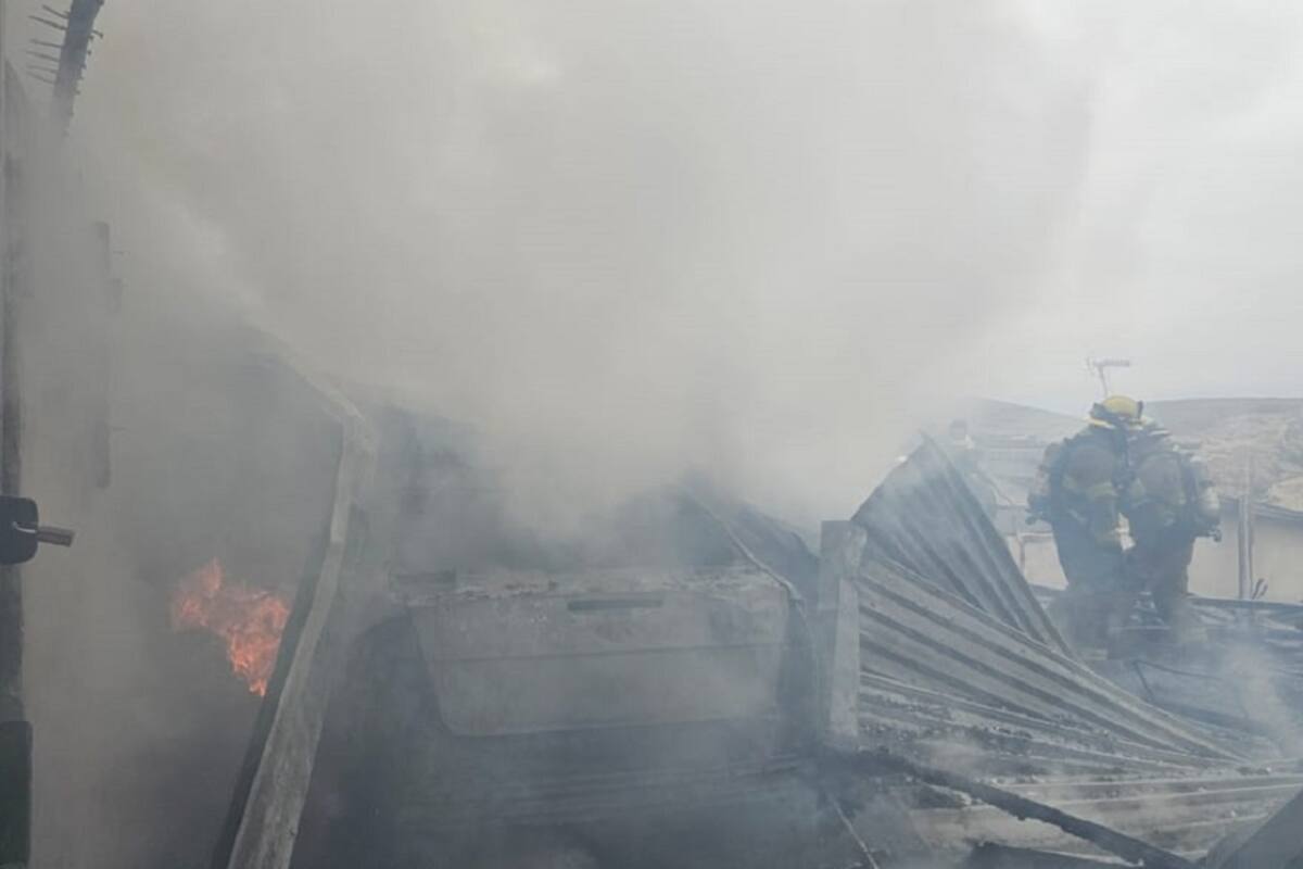 Incendio en colonia Libertad afecta cuatro viviendas