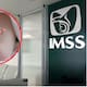IMSS reconoce entrega equivocada de dos recién nacidas a familias distintas de las que correspondían mientras continúa la investigación por la muerte de cinco bebés ocurrida días antes en un hospital de Durango
