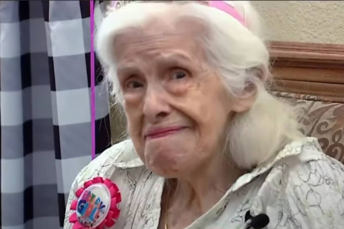 VIRAL: Abuelita de 101 años revela que para tener una vida larga hay que tomar tequila