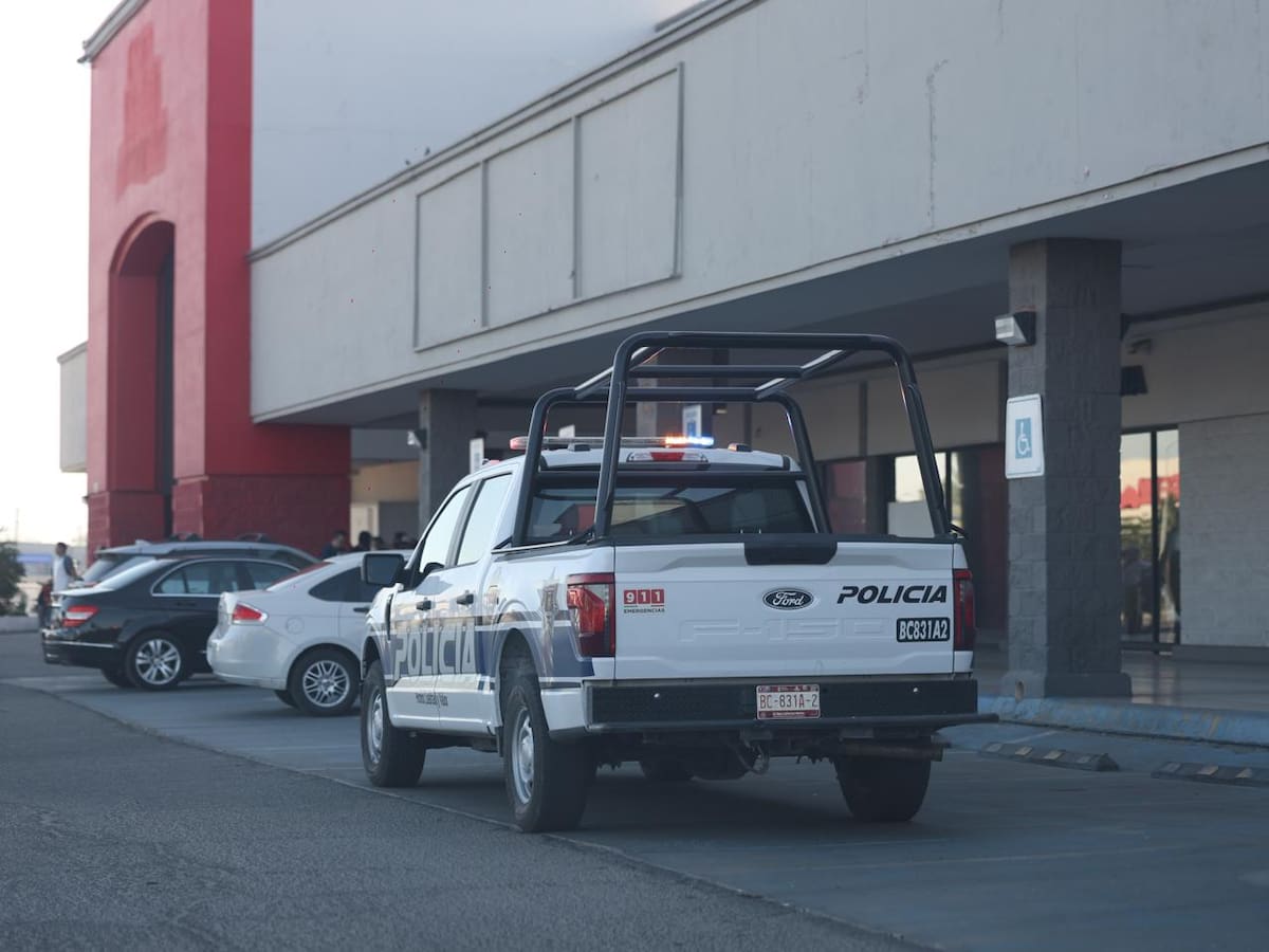 Elementos de la Policía Municipal acudieron al lugar de los hechos l Foto: Juan Jesús Morales