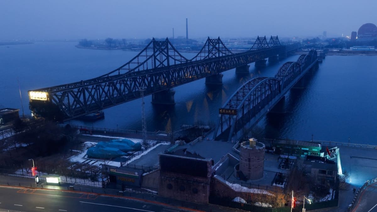 El trayecto entre Beijing y Pyongyang incluye el paso fronterizo entre Dandong y la ciudad norcoreana de Sinuiju. /Reuters
