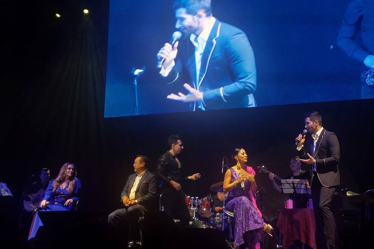 El romanticismo 'A ritmo de Bohemia' en El Foro de Tijuana