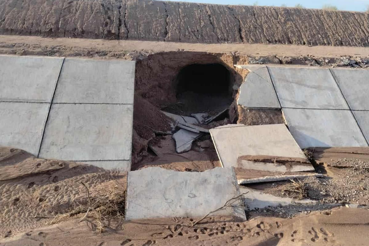 Aún no estrenan canal de acueducto Yaqui y ya se le hizo un socavón