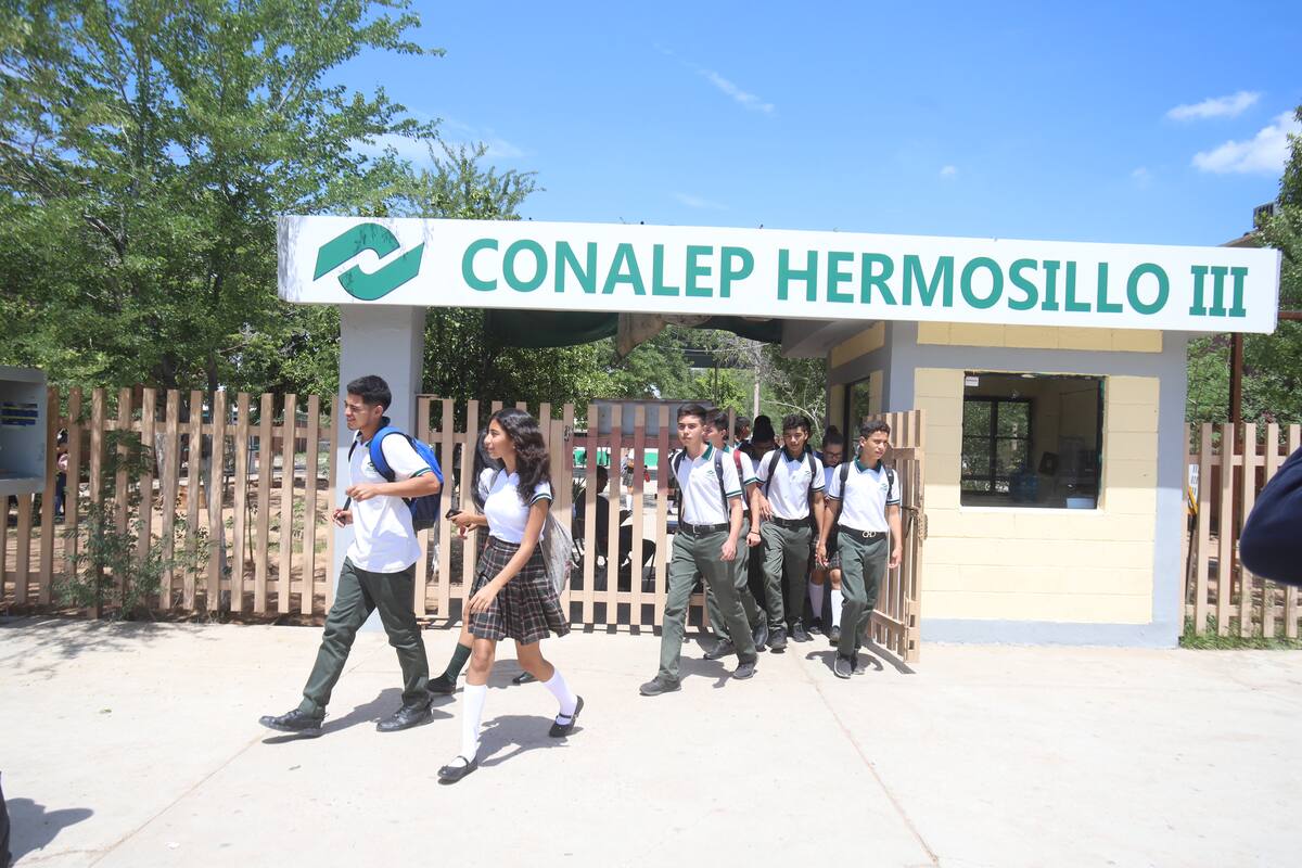 Invita Conalep a apoyar a estudiantes con donación de equipo