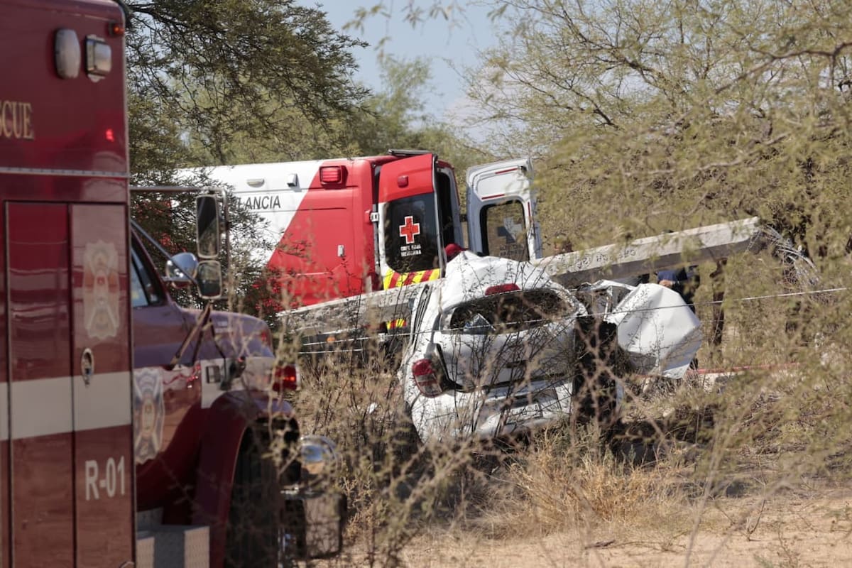 Mueren dos personas en accidente automovilístico en el ejido Molino de Camou