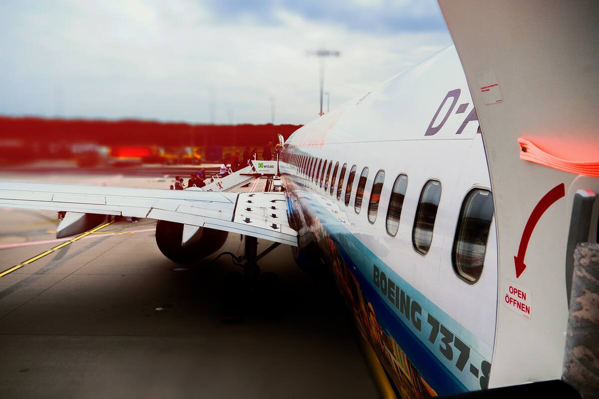 Boeing 737: Rescatan a tripulación del avión de carga que se estrelló frente a Honolulu