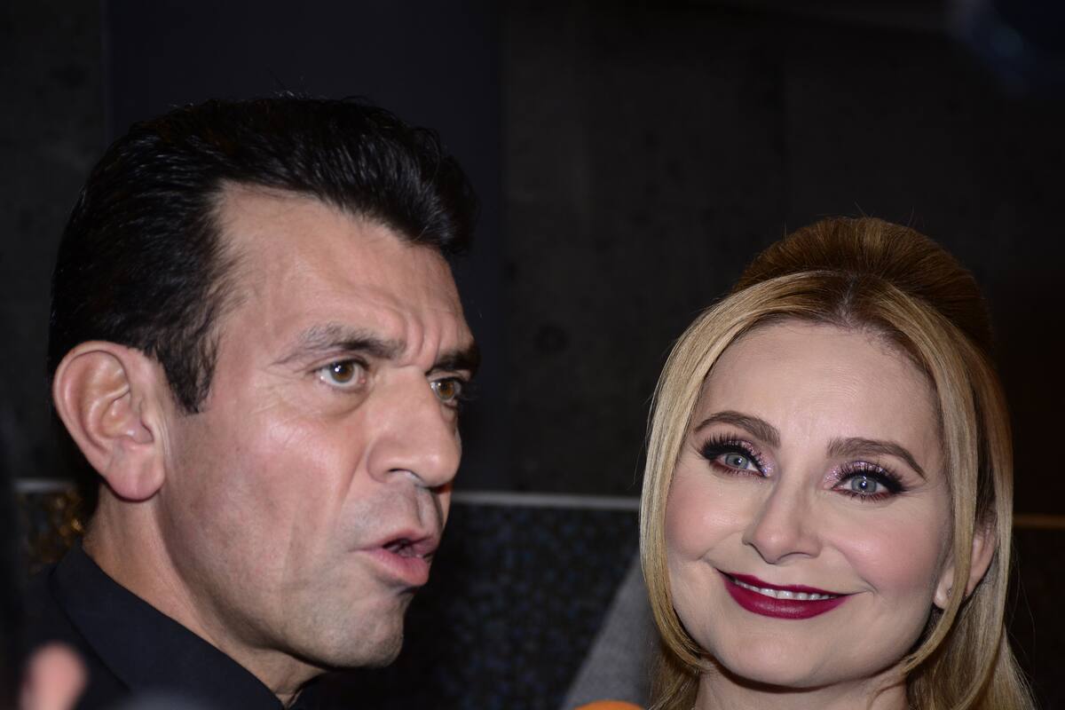 Jorge Salinas confiesa que “no ayuda” a Elizabeth Álvarez en labores del hogar