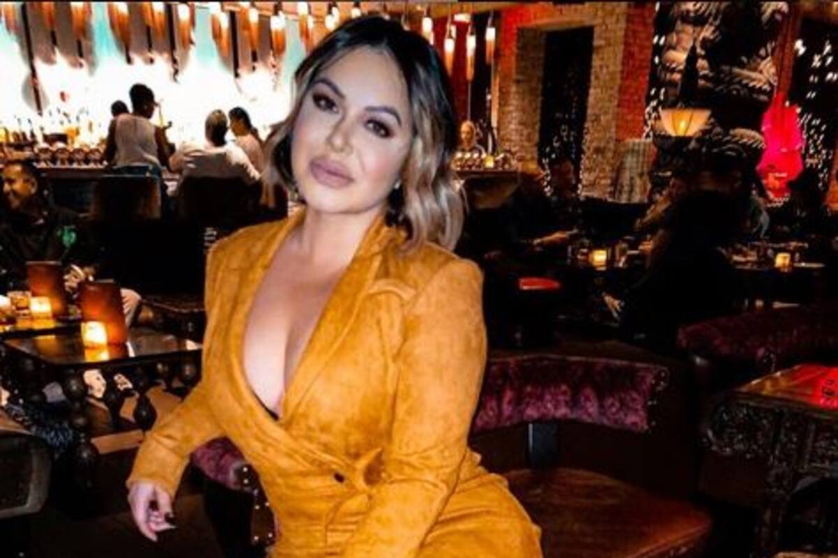 FOTO: Chiquis Rivera presume cinturita