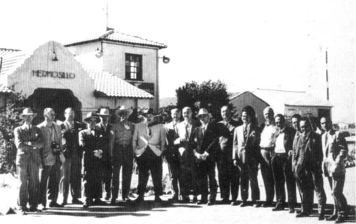 El primer aeropuerto llegaba hasta la barda del Panteón Yáñez. FOTO: CORTESÍA/IGNACIO LAGARDA