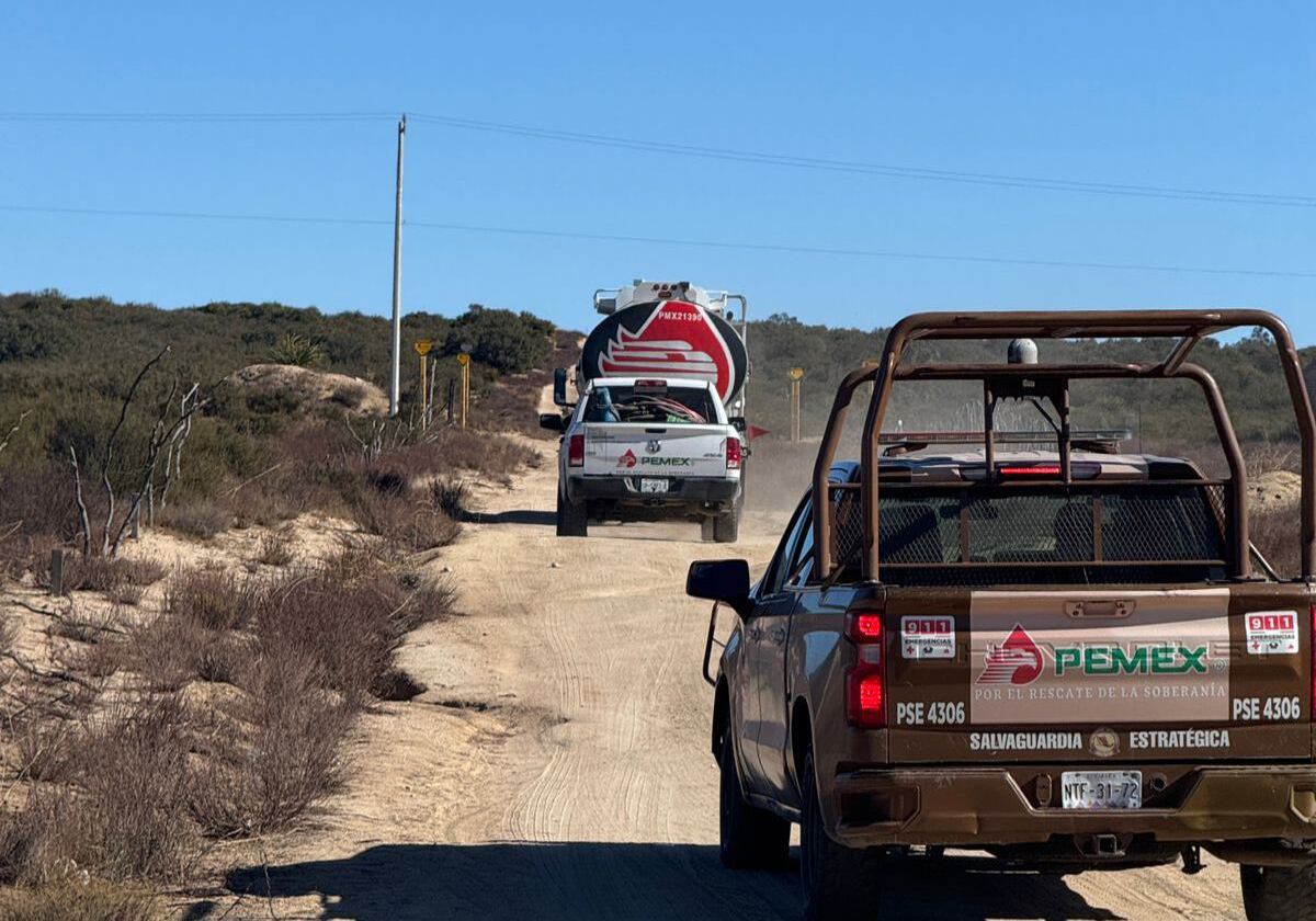 Se recuperaron 80 mil 500 litros de combustible, mismos que fueron trasladados por personal de Pemex a un espacio en donde se hará su legal manipulación.