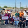 Apoyan a 13 familias afectadas por incendios en el Valle de Mexicali