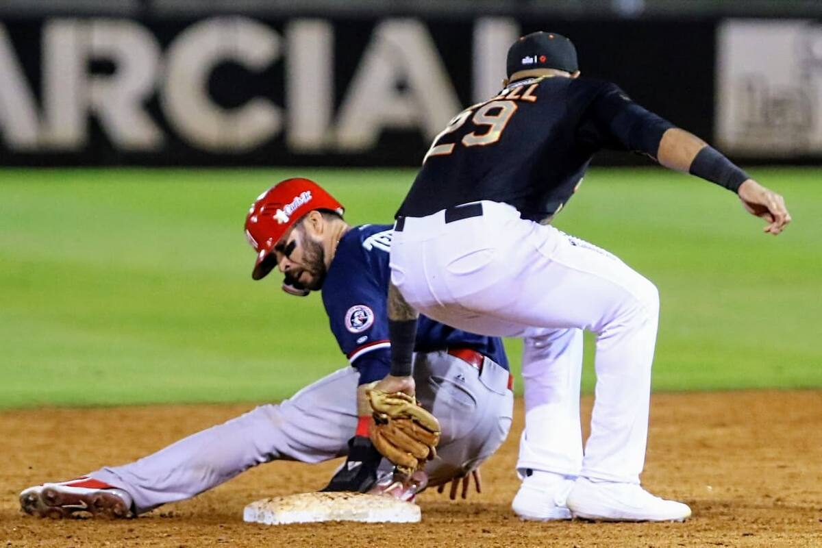 Águilas de Mexicali se llevan el segundo juego de la serie al derrotar 6-5 a Naranjeros de Hermosillo.