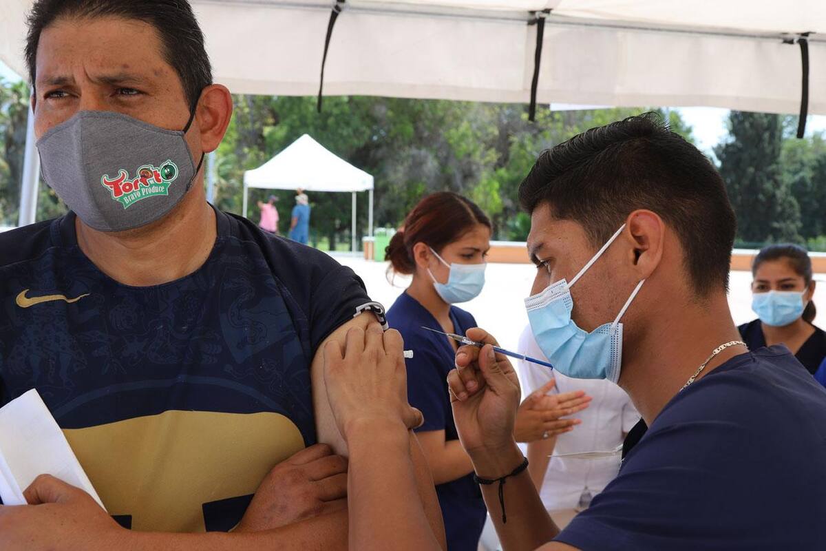 Llegarán a Baja California 15 mil vacunas de California