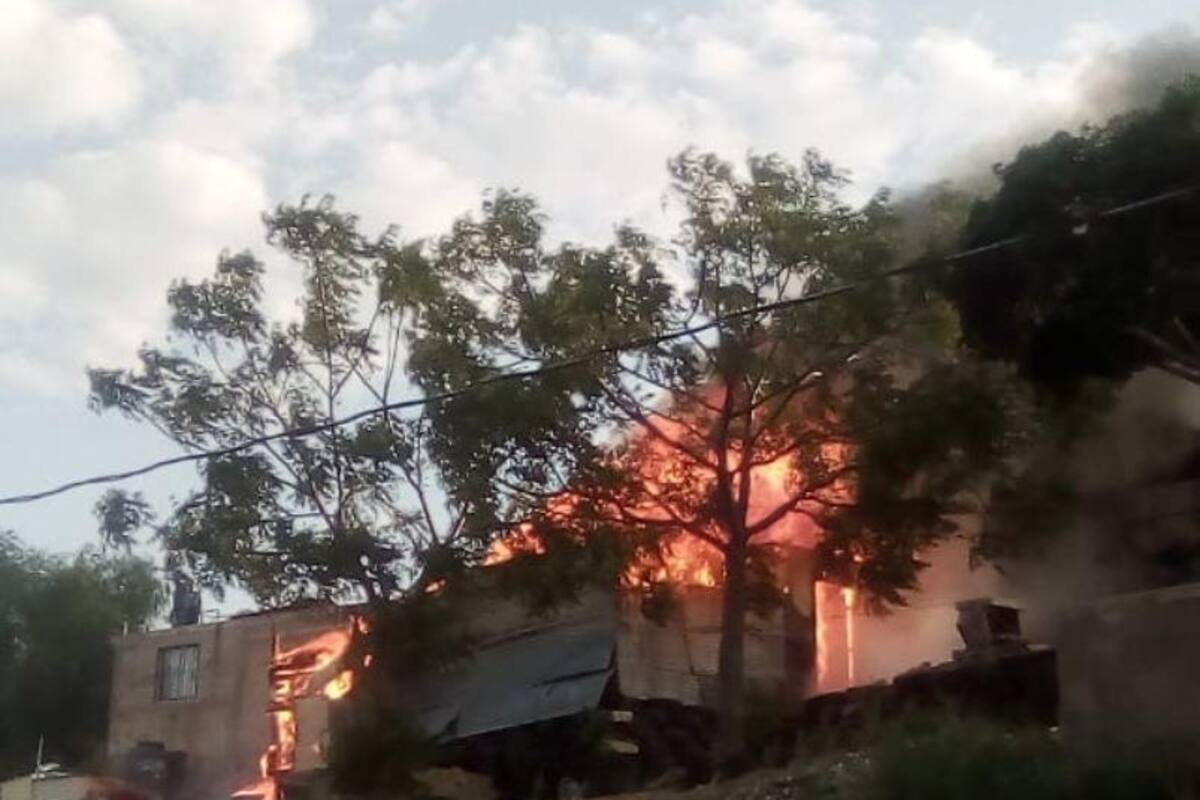 Incendio en Nogales: “Nos quedamos sin nada mis hijos y yo…no sé qué voy a hacer”