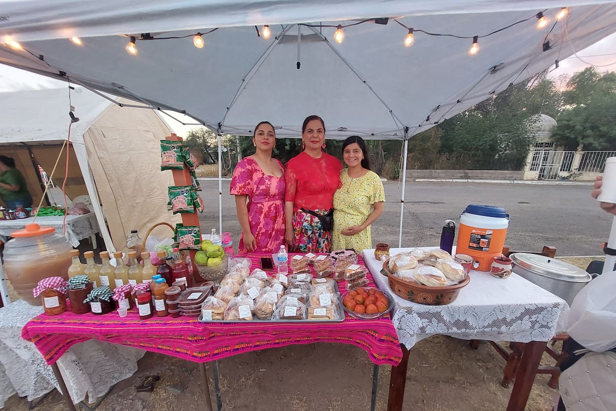 Familia continúa con la tradición: Elaboran variedad de productos de membrillo y tápiro