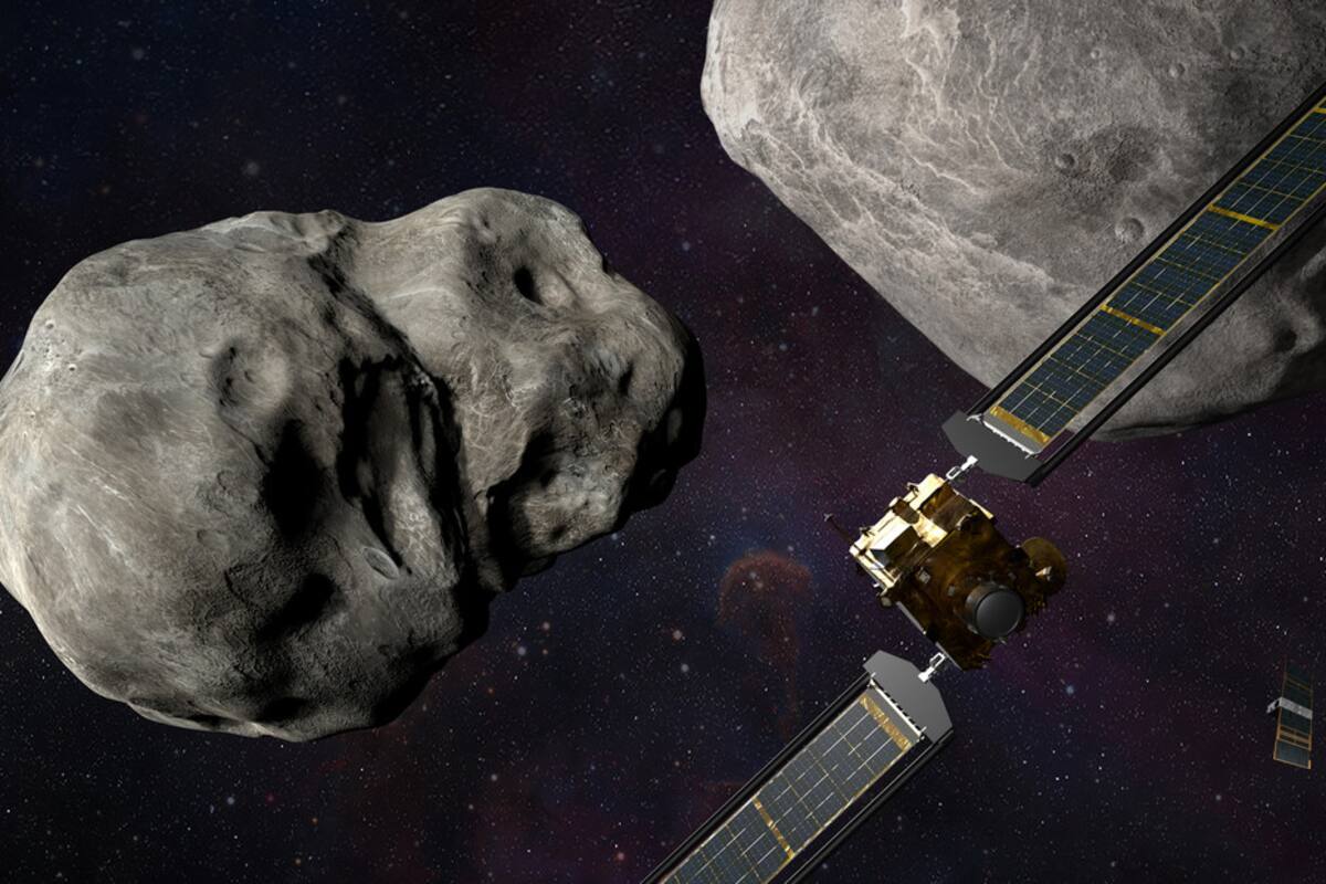NASA estrella una de sus naves contra asteroide
