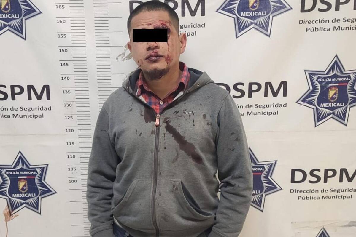 Detienen a hombre por agredir a su pareja en Del Prado