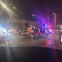 Pareja de motociclistas queda grave tras choque frente al Palacio Municipal de Ensenada