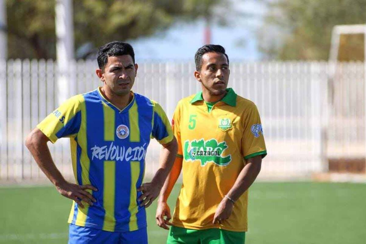 Cimarrones vino de atrás y empató con la “Revo”