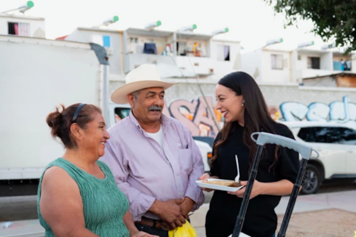 Julieta Ramírez resalta la importancia del papel de los adultos mayores en las comunidades