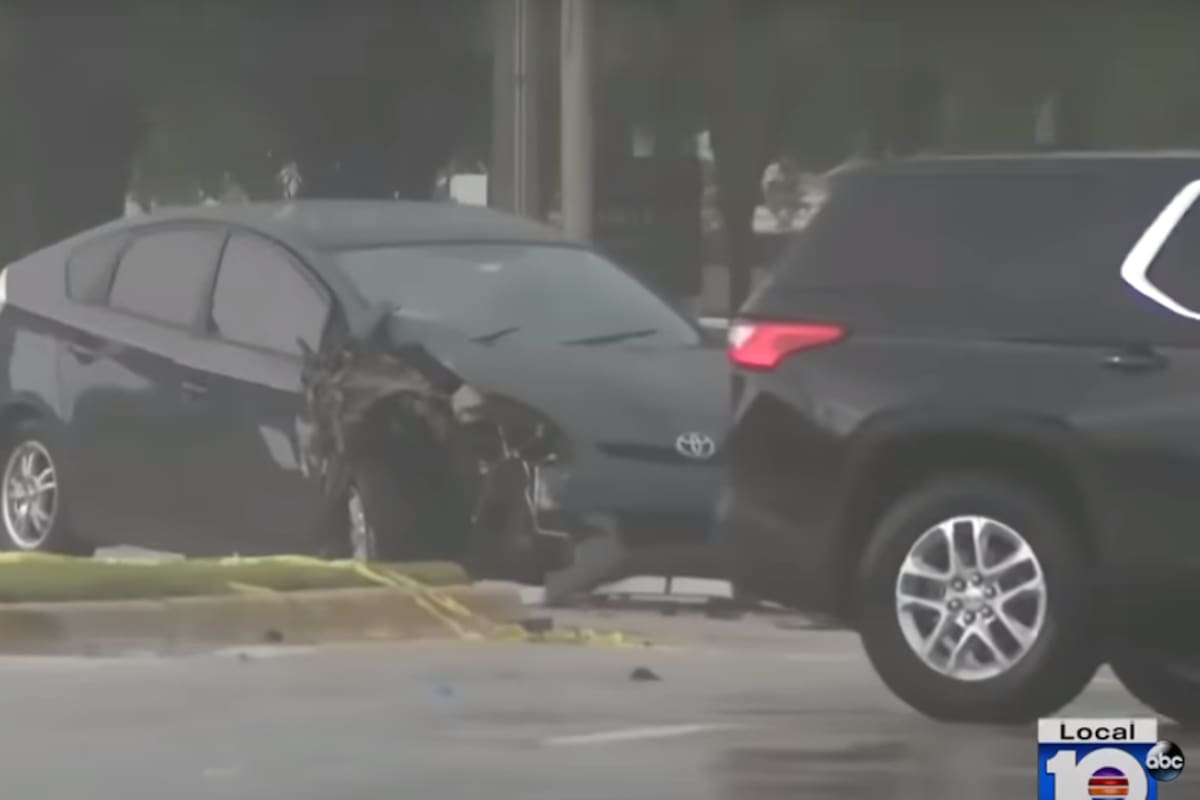 EU: Hombre desnudo causa caos en Florida: se le causa de matar a su vecina y de herir a muerte a un bebé de un año
