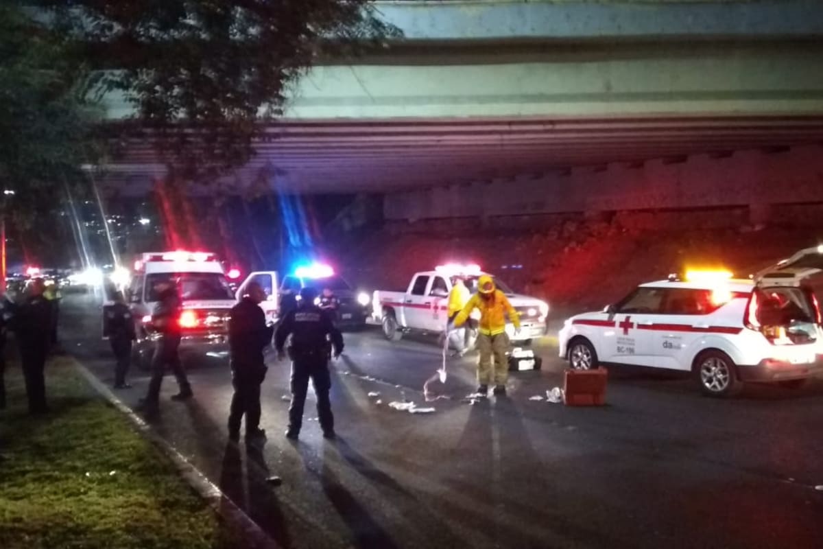 Cae de un puente en Tijuana