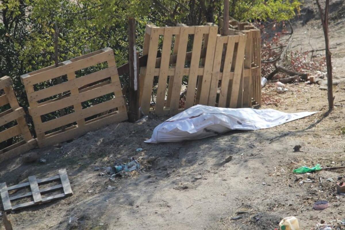 Localizan cadáver con disparos en la cabeza en cerro de Tijuana