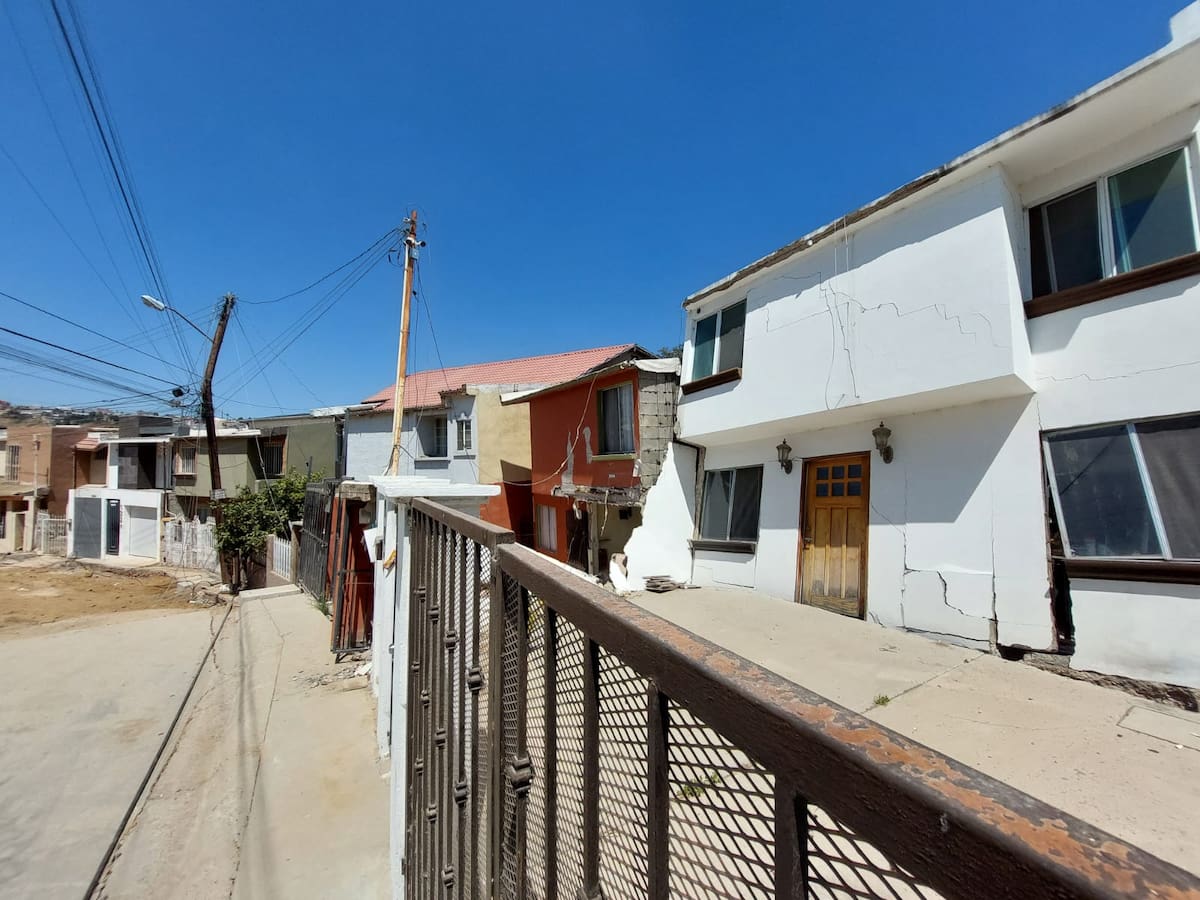 Al menos 17 familias han tenido que abandonar sus viviendas.