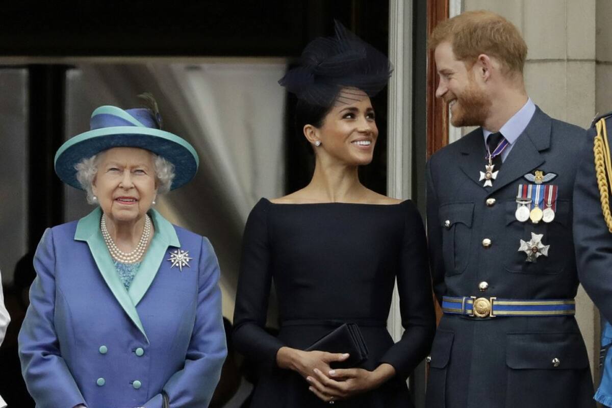 Isabel II acuerda un "periodo de transición" para los duques de Sussex tras el "Megxit"