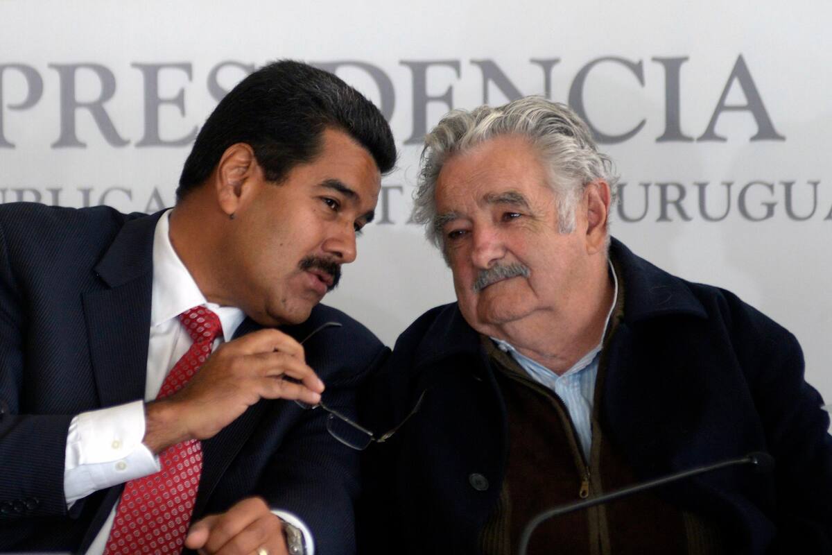 Mujica desata tormenta política al decir que Venezuela vive "una dictadura"