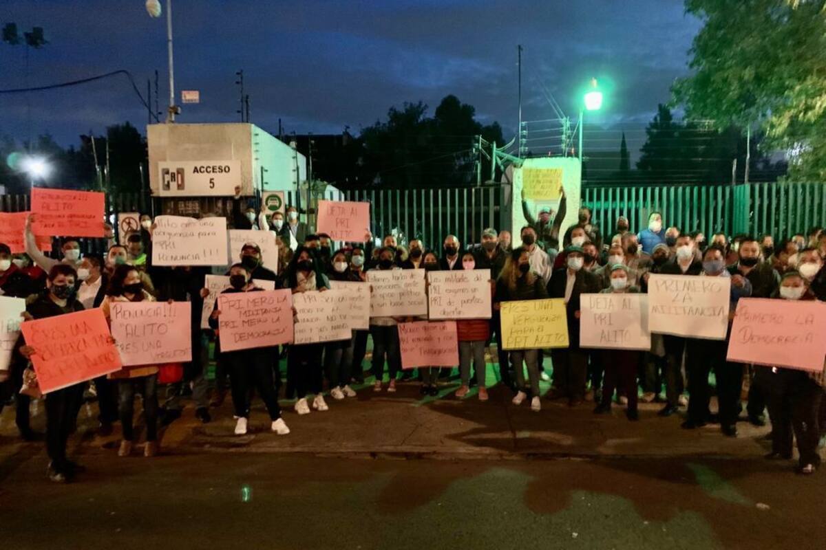 Trifulca en CEN del PRI amaga con plantón indefinido