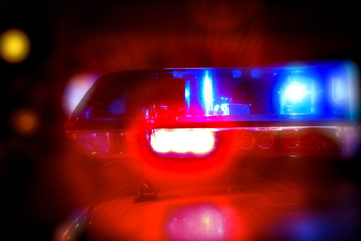 Irrumpe ex en su casa, tumba la puerta y le abre la cabeza con una pedrada