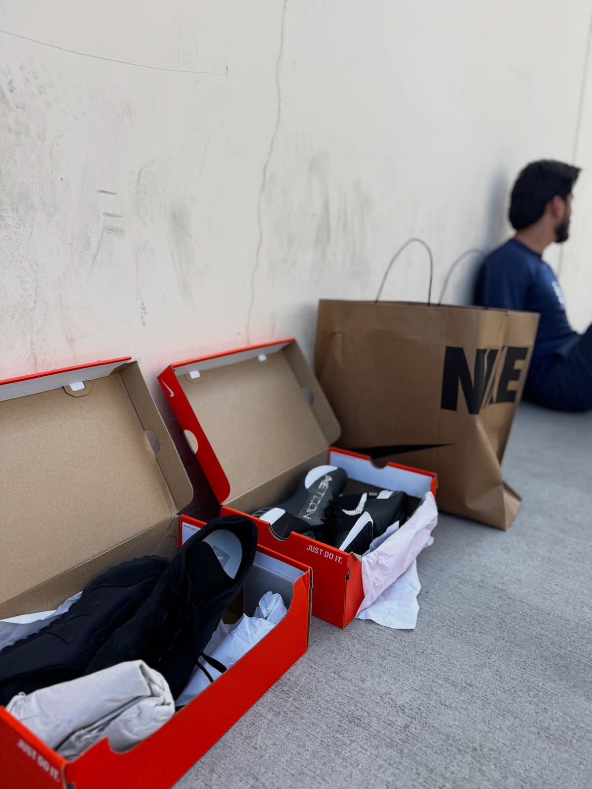Autoridades de California arrestaron a 20 personas durante un operativo contra el robo en comercios; recuperaron mercancía valuada en más de 5 mil dólares.
Fotos: Cortesía.