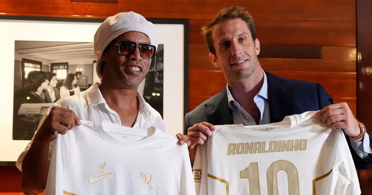 Ronaldinho volverá a jugar un partido oficial después de 11 años: confirman fecha de su regreso a los 46 años